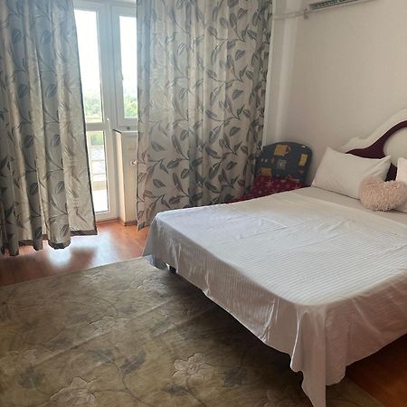 Marcy Apartament Apartment Bukares Bagian luar foto