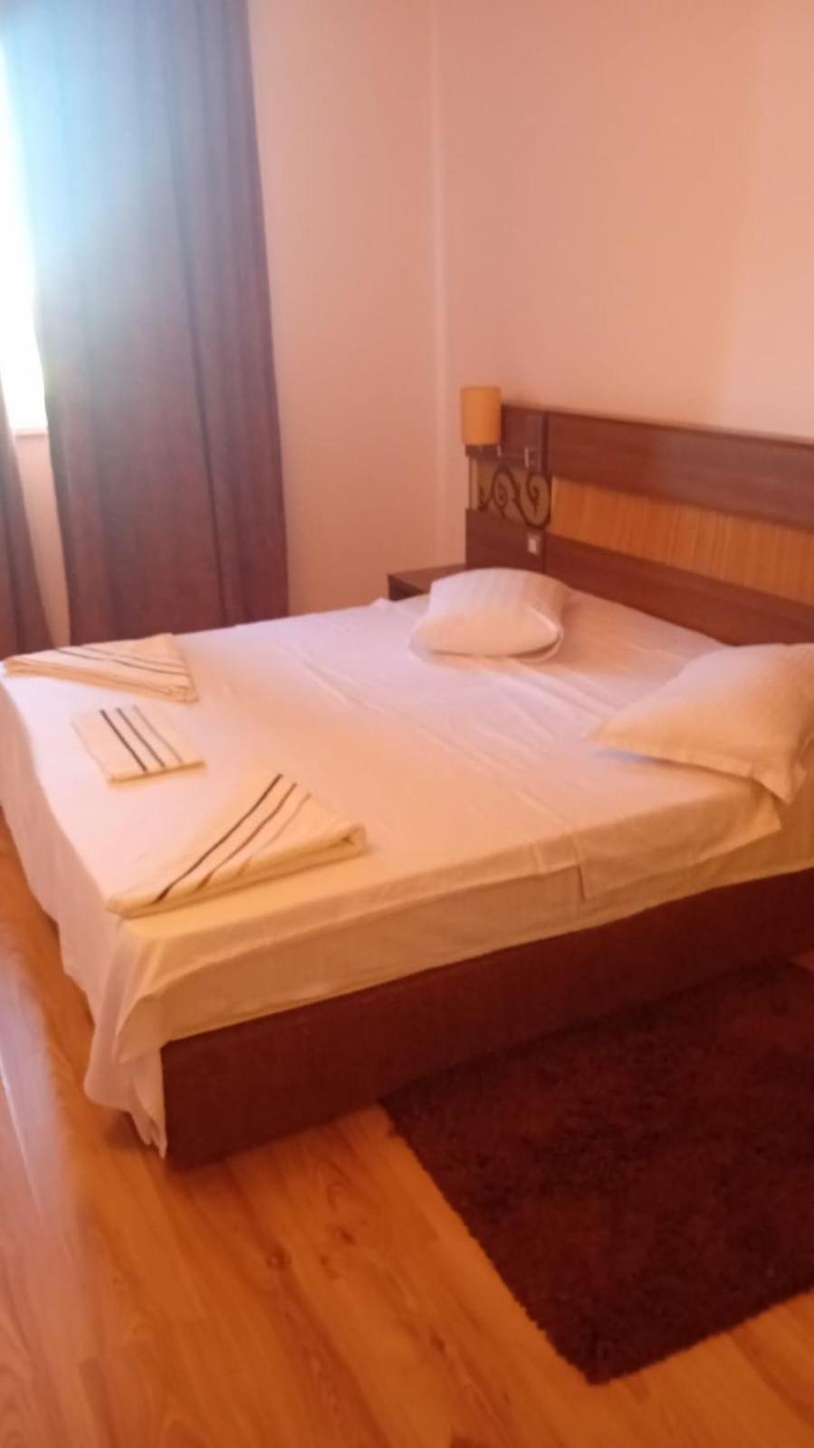 Marcy Apartament Apartment Bukares Bagian luar foto
